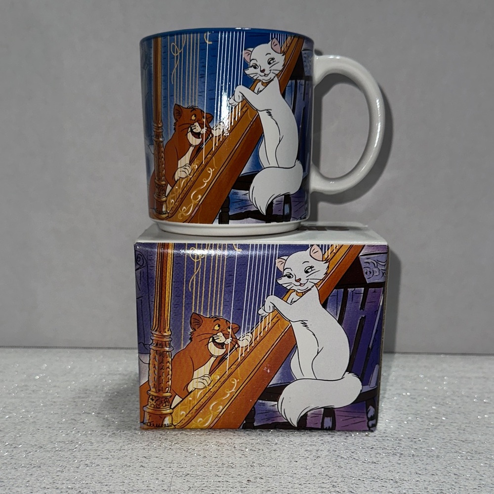 Disney Aristocats Blue and White Mug Set